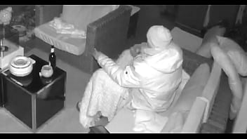 Preview 4 of Mother Living Room - Spy-Cam EINGEZOOMED: Bi-kerl m4rkus77 wichst mit Masturbator auf der Terrasse