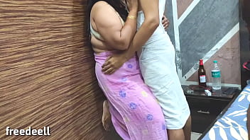 Preview 1 of Japanese Mom Sucking - भाभी को होटल मे लेजाकर मस्त चोदा