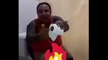 Preview 2 of Younger Sister Brother Porn Star - TUTORIAL DA PUTARIA: FAZENDO SEXO EM UM C&Uacute_ CASEIRO FEITO DE ROLO DE PAPEL HIGI&Ecirc_NICO | PARA OS DIAS DE SOLID&Otilde_ES