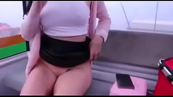 Preview 3 of Dad Sestea - Modelo paisa Medell&iacute_n se masturba,  tetas grandes en el metro
