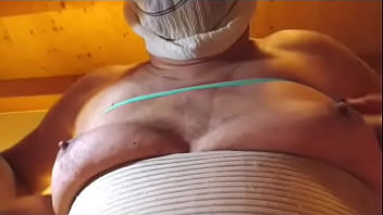 Preview 3 of Open A Bath - Superbes nichons