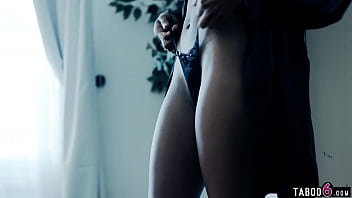Preview 2 of Ass Gaping Ava Rose - Ebony teen Scarlit Scandal fucks a delivery guy during a pandemic