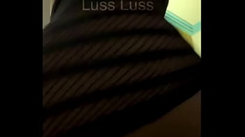 Preview 3 of Big Cum Shoots - Puta golosa
