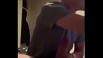 Preview 3 of Mom Doughtr And Son Sexvideos - Novinho tocando uma na webcam