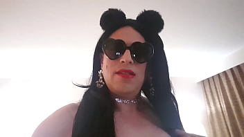 Preview 1 of Stacy Got - Saying Hi From A Hotel Room In Hawaii