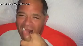 Preview 3 of Vidio Bokep Barat Pemerkosaan - Meu pai pediu para experimentar meu leite