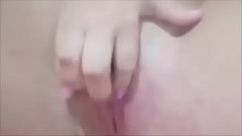 Preview 2 of Jav Playe Com - Branquinha gostosa mostra a Buceta rosada