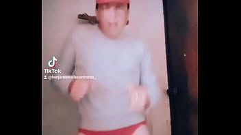 Preview 2 of Tkw Iraq Lagi Sange Berat - Bad boy