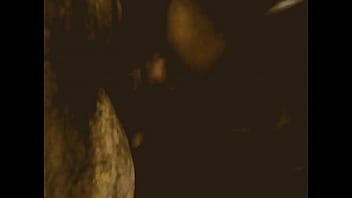 Preview 3 of Hom Alone - Uma mamada no cine porno