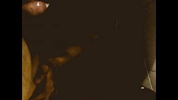 Preview 4 of Hom Alone - Uma mamada no cine porno