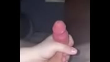 Preview 2 of Coroa Ruva Com Novinho - She like playing with my cock before bed