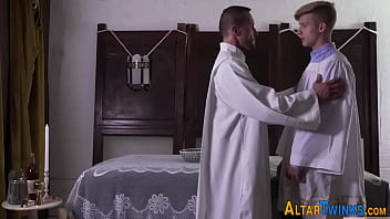 Preview 1 of Egypt Car - Religious twink riding dick raw