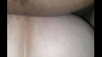 Preview 1 of Mom Son Porn Xnxx - Neg&atilde_o urso gozou 3x no meu cu
