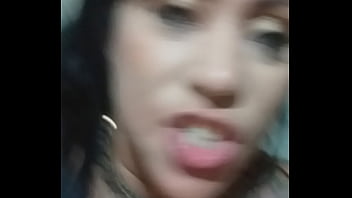 Preview 3 of Privat Ffm - Pamela voltando de f&eacute_rias com muita vontade de mamar
