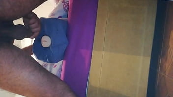 Preview 1 of Indian Village Aunties In Saree - Yo masturbandome para mi novia