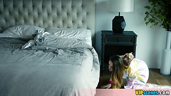 Preview 1 of Strapon Spray - This dude and his cute brunette stepsister having a taboo relationship