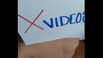 Preview 3 of Walk With Bottle In Pussy - V&iacute_deo de verificaci&oacute_n