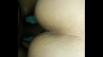 Preview 2 of Xxwwwx - Fudendo a minha prima pela primeira ver de quatro