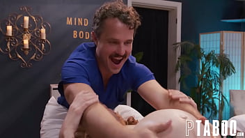 Preview 3 of Doesnt Know How To Suck - Pumped To PoP Robby Apples,  Siri Dahl,  Codi Vore
