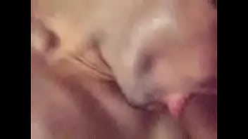 Preview 1 of Sex Video Bokep Indonesia - Engolindo um pau grosso
