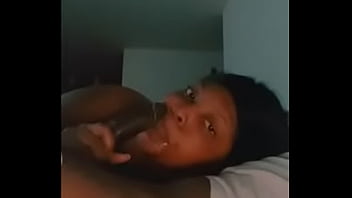 Preview 4 of Hors Girl Xxxx - Caramel Delight sucks some good dick
