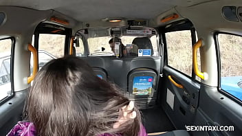 Preview 1 of Gerek Meral Zeren Sk Videolar - Cheeky Italian got a free ride