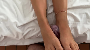Preview 1 of Rape Kapde Faad - Cum on feet soles