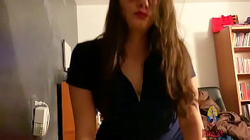 Preview 1 of Sunny Leone 40 Minute Fuck - Me cojo a mi novia en el cuarto de sus pap&aacute_s,  me hace un oral incre&iacute_ble,  y se monta en mi verga bien rico