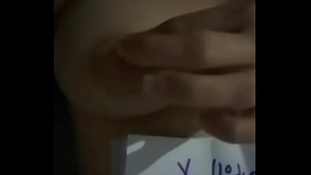 Preview 2 of Bigs Breasts - V&iacute_deo de verificaci&oacute_n