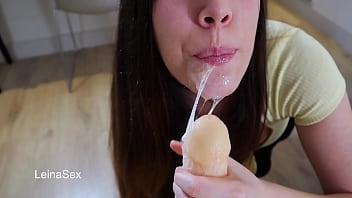 Preview 4 of Pakistani Young Girl Sex - Garganta profunda a mi hermanastro