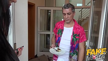 Preview 1 of Sem Tarja Preta - Sophie K Caught Playing Big Cumshot