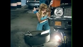Preview 3 of Penyanyi Dangdut - Garage