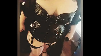 Preview 2 of Barandi Xxx - Bbw  in corset and stockings with a nice body