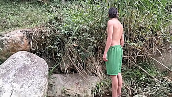 Preview 3 of Usa Saxy - FOLLADA EN EL BOSQUE CON VECINO HETEROSEXUAL