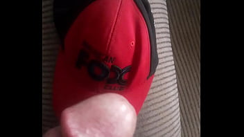 Preview 4 of Xxxxwwwu - Les gusta mi gorra