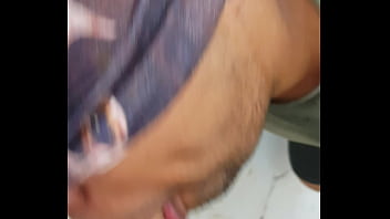 Preview 2 of Donkeys Dick - Mamando na casa abandonada