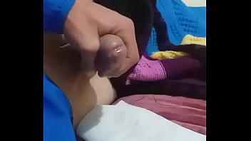 Preview 4 of Ivan E Karla - Amigo muestra su pene gordo..y grueso