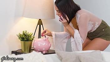 Preview 1 of Kuta Ke Skse Vidio - Girlsway Violet Starr Has Her Wife&#039_s Permission To Fuck Skye Blue