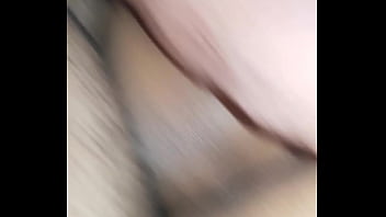 Preview 2 of Hot Big Boobs Aunty Bath Room - Coroa negra dando o cu e reclamando que est&aacute_ doendo Anal Doloroso