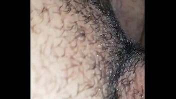 Preview 3 of Hot Big Boobs Aunty Bath Room - Coroa negra dando o cu e reclamando que est&aacute_ doendo Anal Doloroso