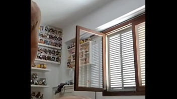 Preview 3 of Bad Mom Full Xxx Video - Masaje profundo de un espa&ntilde_ol a su  chico Latino