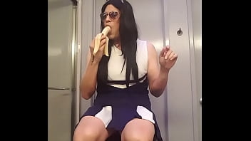 Preview 3 of Rep Sexi Gujarati - Me Eating A Banana