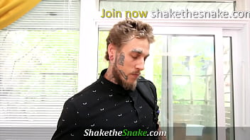 Preview 1 of Mujar Pakista - Shake the Snake - I Nails my Girlfriend&#039_s Busty