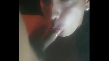 Preview 3 of Kon Nippel Granny - Le exprimi toda la Leche a mi Marido