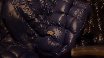 Preview 1 of Xxxx Secsy Video - pisse sur parkasite