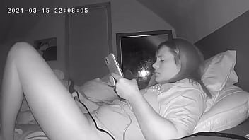 Preview 2 of Mom And Sonsrx - MILF Jackhammers Clit Before Bed Spy Cam