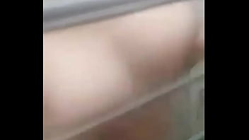 Preview 3 of Semen En Mis Piernas - Đĩ tắm