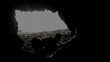 Preview 1 of Wwe X Dog Video Come - At the beach,  hidden inside the cave