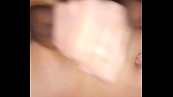 Preview 2 of Hard Fuckibg - le env&iacute_a v&iacute_deo a su novio sac&aacute_ndose la leche