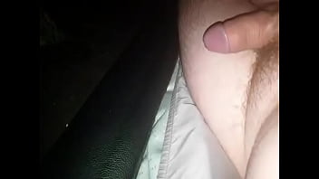 Preview 1 of Osos Niftys - Pissing whilst lay in bed